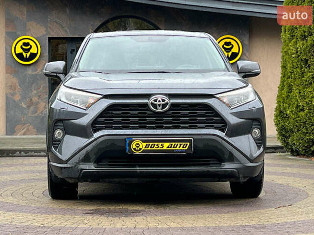 Серый Тойота РАВ 4, объемом двигателя 1.99 л и пробегом 133 тыс. км за 25900 $, фото 1 на Automoto.ua