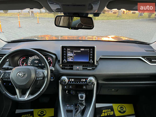 Сірий Тойота РАВ 4, об'ємом двигуна 1.99 л та пробігом 92 тис. км за 28999 $, фото 12 на Automoto.ua