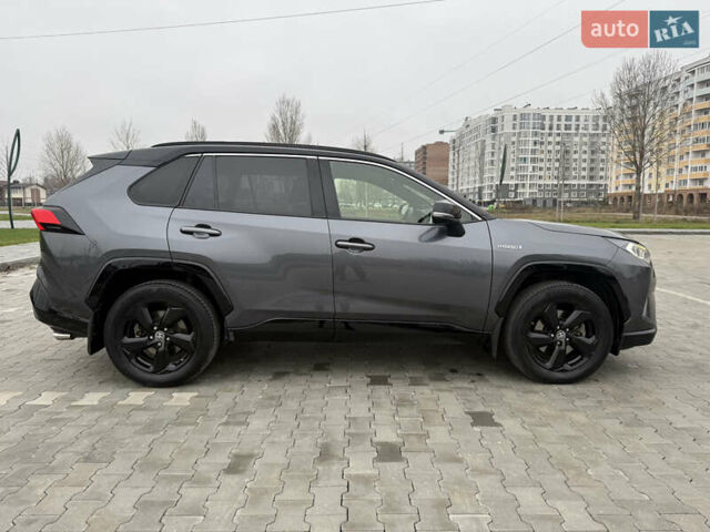 Серый Тойота РАВ 4, объемом двигателя 2.49 л и пробегом 195 тыс. км за 28850 $, фото 2 на Automoto.ua