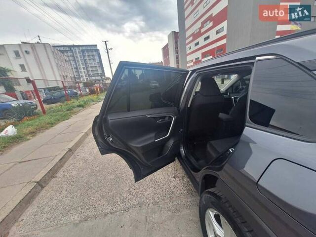 Сірий Тойота РАВ 4, об'ємом двигуна 1.99 л та пробігом 73 тис. км за 27100 $, фото 14 на Automoto.ua