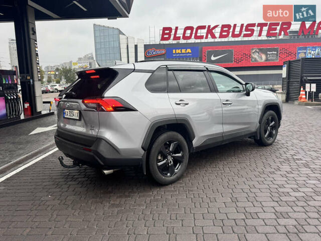 Сірий Тойота РАВ 4, об'ємом двигуна 2.49 л та пробігом 50 тис. км за 26900 $, фото 4 на Automoto.ua