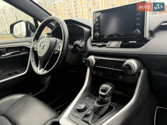 Серый Тойота РАВ 4, объемом двигателя 2.49 л и пробегом 195 тыс. км за 28850 $, фото 25 на Automoto.ua