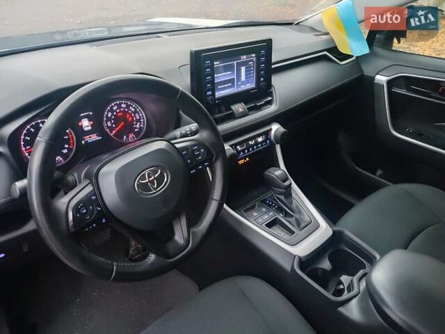 Сірий Тойота РАВ 4, об'ємом двигуна 2.5 л та пробігом 124 тис. км за 15900 $, фото 2 на Automoto.ua