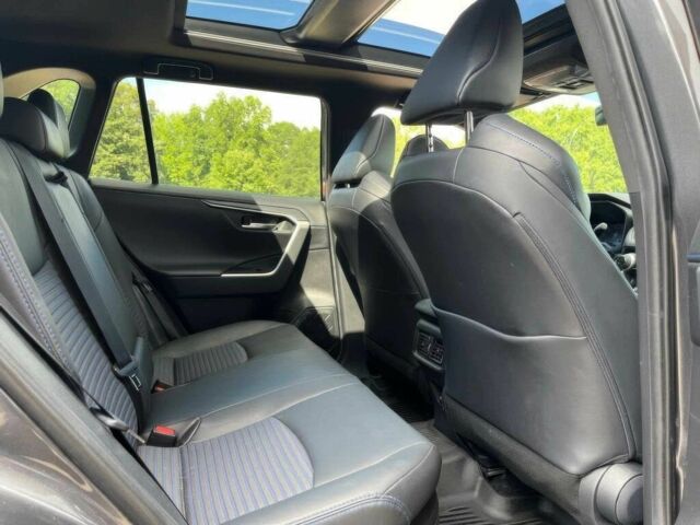 Серый Тойота РАВ 4, объемом двигателя 2 л и пробегом 36 тыс. км за 19400 $, фото 12 на Automoto.ua