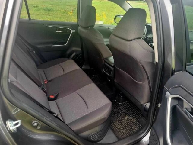 Сірий Тойота РАВ 4, об'ємом двигуна 2.5 л та пробігом 84 тис. км за 18100 $, фото 10 на Automoto.ua