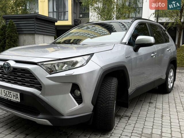 Серый Тойота РАВ 4, объемом двигателя 2.5 л и пробегом 98 тыс. км за 29500 $, фото 2 на Automoto.ua