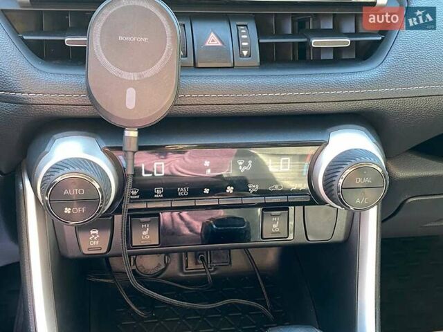 Сірий Тойота РАВ 4, об'ємом двигуна 1.99 л та пробігом 125 тис. км за 29000 $, фото 19 на Automoto.ua