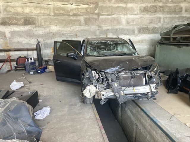 Серый Тойота РАВ 4, объемом двигателя 2.5 л и пробегом 70 тыс. км за 10300 $, фото 4 на Automoto.ua