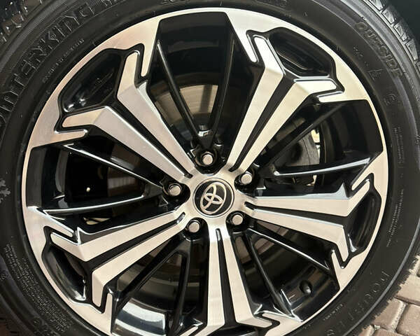 Серый Тойота РАВ 4, объемом двигателя 2.49 л и пробегом 67 тыс. км за 36999 $, фото 17 на Automoto.ua