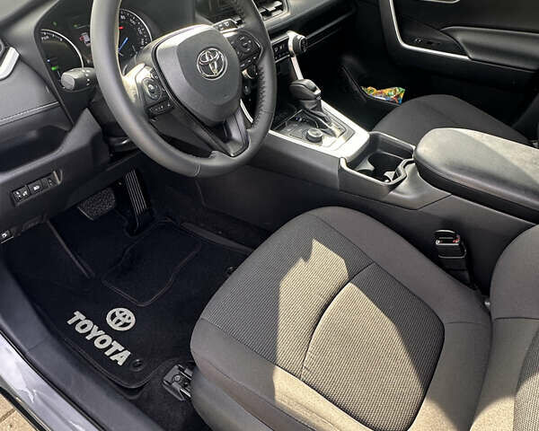 Серый Тойота РАВ 4, объемом двигателя 2.49 л и пробегом 128 тыс. км за 28500 $, фото 9 на Automoto.ua