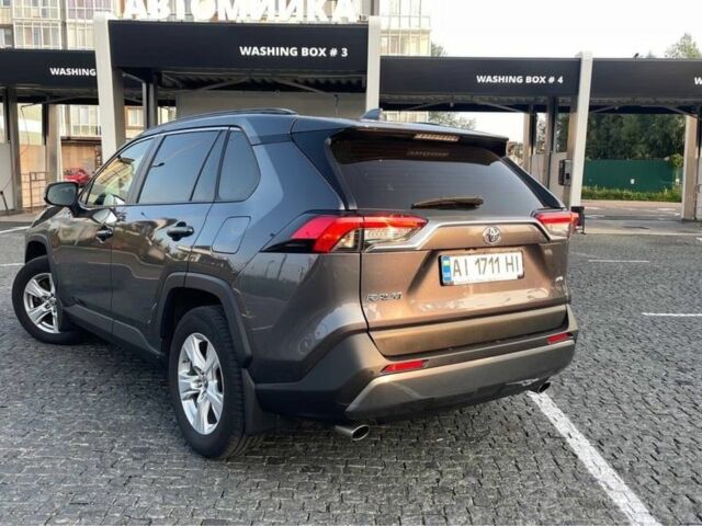Сірий Тойота РАВ 4, об'ємом двигуна 2 л та пробігом 107 тис. км за 28200 $, фото 3 на Automoto.ua