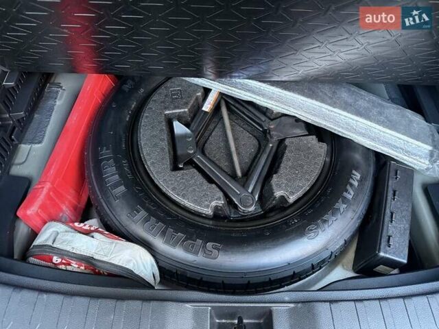 Серый Тойота РАВ 4, объемом двигателя 2.49 л и пробегом 109 тыс. км за 29000 $, фото 9 на Automoto.ua