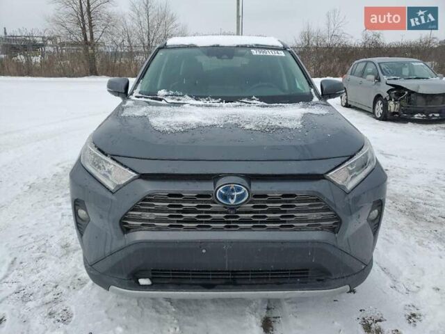 Серый Тойота РАВ 4, объемом двигателя 2.49 л и пробегом 108 тыс. км за 7000 $, фото 4 на Automoto.ua