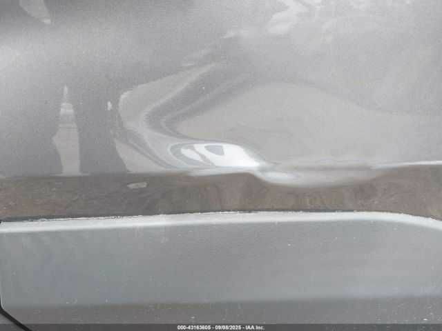 Серый Тойота РАВ 4, объемом двигателя 2.5 л и пробегом 18 тыс. км за 10000 $, фото 5 на Automoto.ua