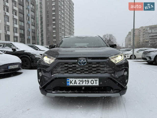 Серый Тойота РАВ 4, объемом двигателя 2.49 л и пробегом 119 тыс. км за 32950 $, фото 3 на Automoto.ua