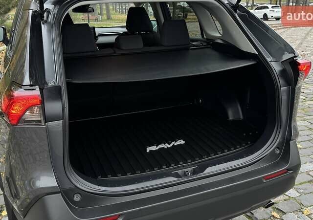 Серый Тойота РАВ 4, объемом двигателя 2.49 л и пробегом 63 тыс. км за 30999 $, фото 13 на Automoto.ua