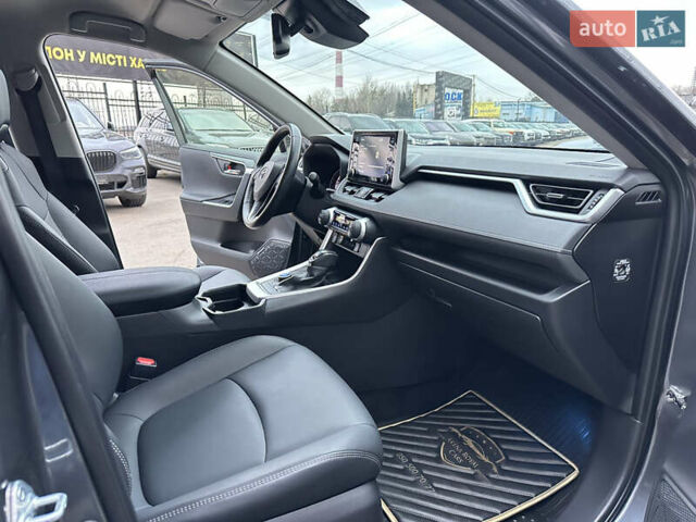 Серый Тойота РАВ 4, объемом двигателя 1.99 л и пробегом 48 тыс. км за 33500 $, фото 23 на Automoto.ua