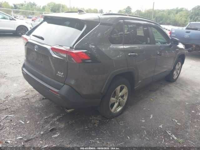 Серый Тойота РАВ 4, объемом двигателя 2.5 л и пробегом 18 тыс. км за 10000 $, фото 3 на Automoto.ua