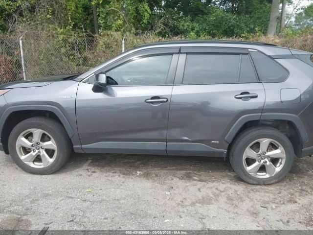 Сірий Тойота РАВ 4, об'ємом двигуна 2.5 л та пробігом 18 тис. км за 4000 $, фото 12 на Automoto.ua
