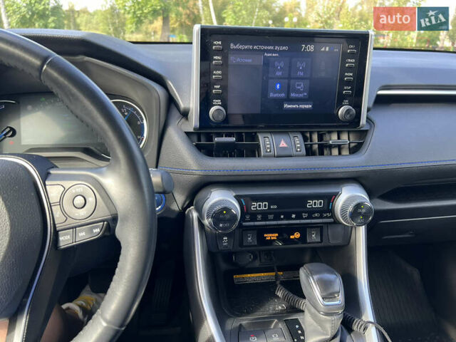 Тойота РАВ 4 2021 в Киеве на Automoto.ua Серый Тойота РАВ 4, объемом двигателя 2.49 л и пробегом 53 тыс. км за 37999 $, фото 15 на Automoto.ua