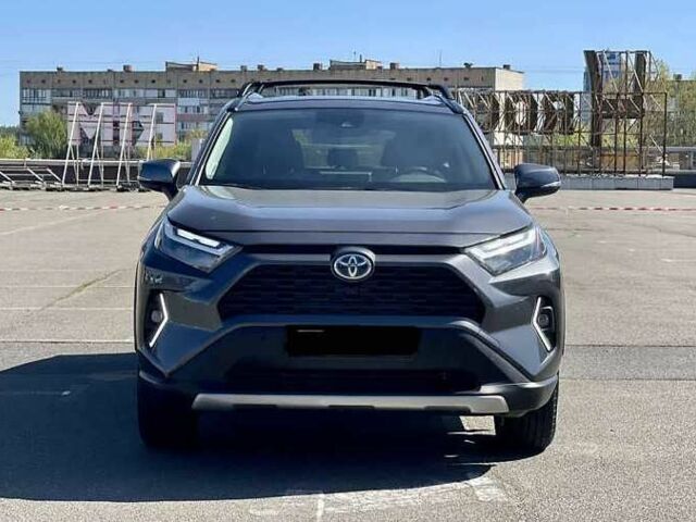 Серый Тойота РАВ 4, объемом двигателя 2.5 л и пробегом 37 тыс. км за 33000 $, фото 1 на Automoto.ua