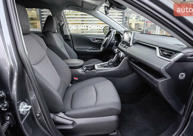 Серый Тойота РАВ 4, объемом двигателя 1.99 л и пробегом 55 тыс. км за 29108 $, фото 5 на Automoto.ua