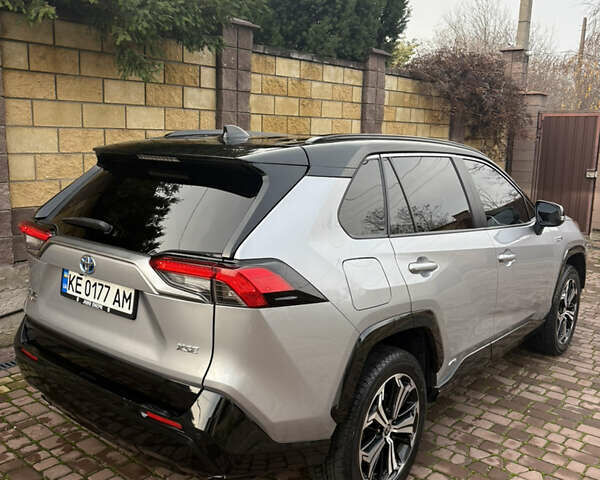 Серый Тойота РАВ 4, объемом двигателя 2.49 л и пробегом 67 тыс. км за 36999 $, фото 2 на Automoto.ua