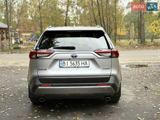 Тойота РАВ 4 2021 в Полтаве на Automoto.ua Серый Тойота РАВ 4, объемом двигателя 2.5 л и пробегом 97 тыс. км за 30500 $, фото 2 на Automoto.ua