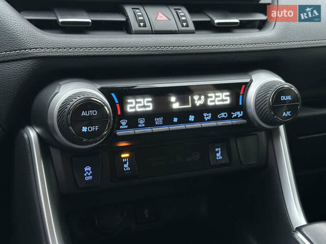 Серый Тойота РАВ 4, объемом двигателя 1.99 л и пробегом 48 тыс. км за 33500 $, фото 33 на Automoto.ua