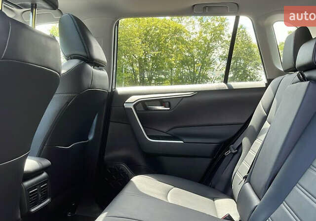 Серый Тойота РАВ 4, объемом двигателя 2.49 л и пробегом 48 тыс. км за 14900 $, фото 11 на Automoto.ua