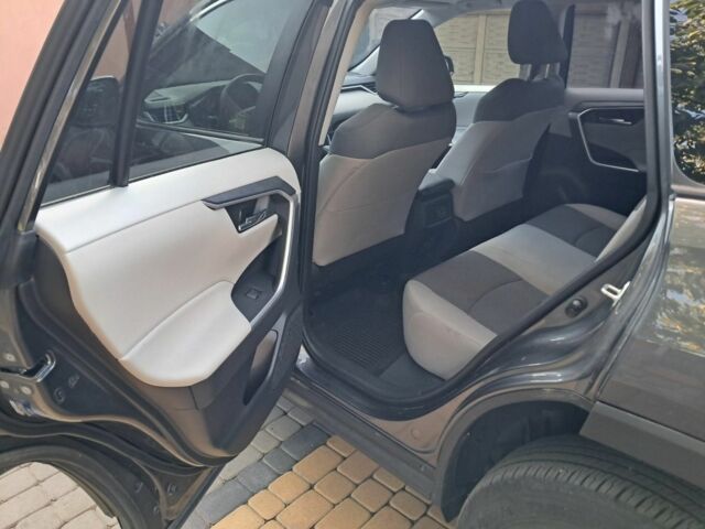 Сірий Тойота РАВ 4, об'ємом двигуна 2.5 л та пробігом 18 тис. км за 26000 $, фото 10 на Automoto.ua