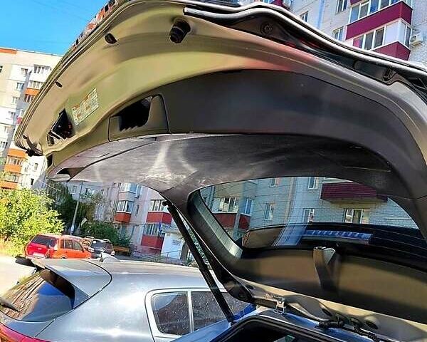 Сірий Тойота РАВ 4, об'ємом двигуна 2.5 л та пробігом 90 тис. км за 40000 $, фото 3 на Automoto.ua