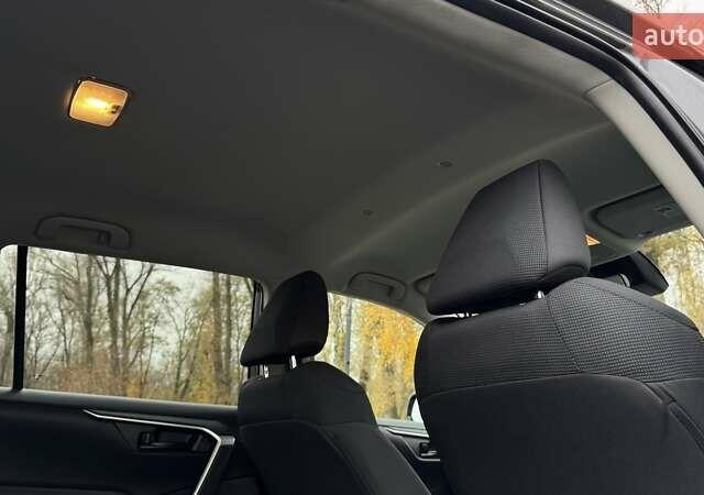 Серый Тойота РАВ 4, объемом двигателя 2.49 л и пробегом 63 тыс. км за 30999 $, фото 24 на Automoto.ua