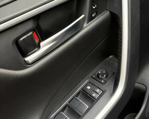 Серый Тойота РАВ 4, объемом двигателя 2.49 л и пробегом 67 тыс. км за 36999 $, фото 37 на Automoto.ua