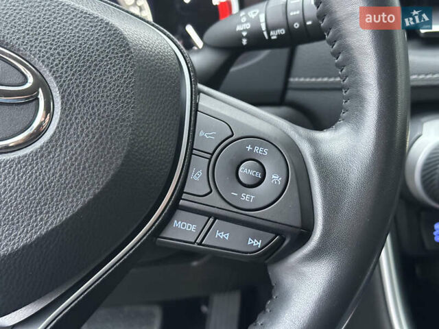 Серый Тойота РАВ 4, объемом двигателя 1.99 л и пробегом 48 тыс. км за 33500 $, фото 30 на Automoto.ua