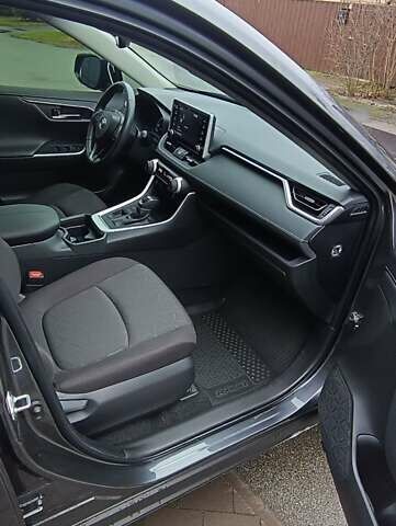 Серый Тойота РАВ 4, объемом двигателя 2.49 л и пробегом 48 тыс. км за 33700 $, фото 8 на Automoto.ua