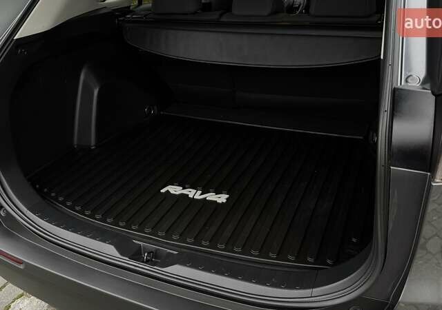 Серый Тойота РАВ 4, объемом двигателя 2.49 л и пробегом 63 тыс. км за 30999 $, фото 14 на Automoto.ua