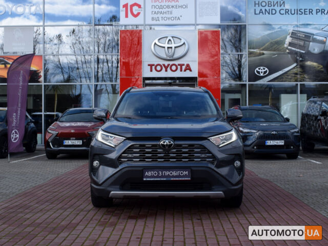 Тойота РАВ 4 2021 в Житомире на Automoto.ua Серый Тойота РАВ 4, объемом двигателя 2 л и пробегом 170 тыс. км за 28500 $, фото 4 на Automoto.ua