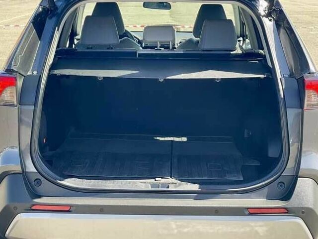 Серый Тойота РАВ 4, объемом двигателя 2.5 л и пробегом 37 тыс. км за 33000 $, фото 23 на Automoto.ua