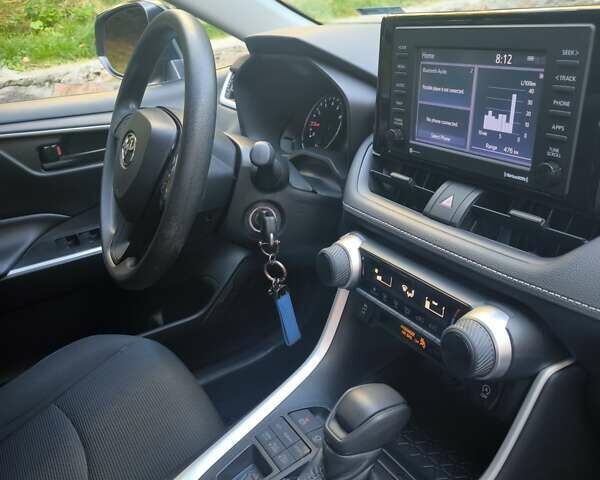 Серый Тойота РАВ 4, объемом двигателя 2.49 л и пробегом 223 тыс. км за 22000 $, фото 9 на Automoto.ua