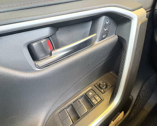 Серый Тойота РАВ 4, объемом двигателя 2.49 л и пробегом 67 тыс. км за 36999 $, фото 41 на Automoto.ua