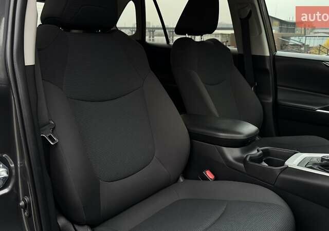 Серый Тойота РАВ 4, объемом двигателя 2.49 л и пробегом 63 тыс. км за 30999 $, фото 22 на Automoto.ua