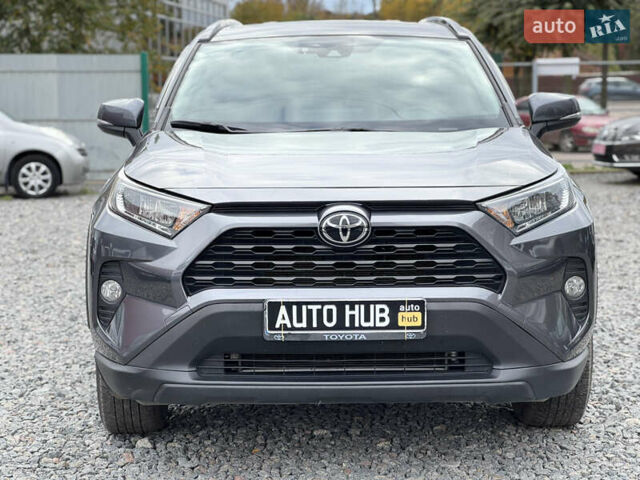 Тойота РАВ 4 2021 в Бердичеве на Automoto.ua Серый Тойота РАВ 4, объемом двигателя 2.49 л и пробегом 45 тыс. км за 27500 $, фото 2 на Automoto.ua