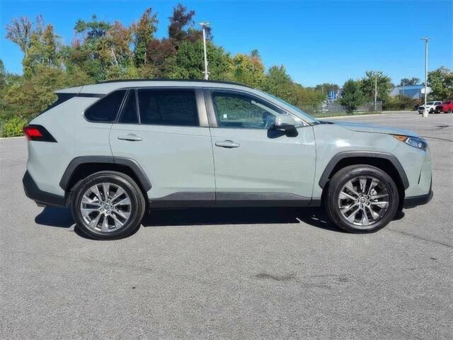 Сірий Тойота РАВ 4, об'ємом двигуна 2.5 л та пробігом 22 тис. км за 22200 $, фото 2 на Automoto.ua