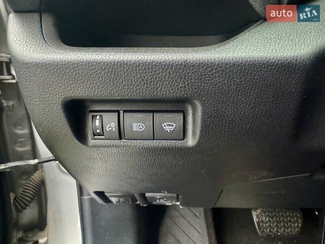 Сірий Тойота РАВ 4, об'ємом двигуна 2.5 л та пробігом 30 тис. км за 14700 $, фото 6 на Automoto.ua