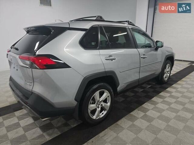 Сірий Тойота РАВ 4, об'ємом двигуна 2.5 л та пробігом 28 тис. км за 21666 $, фото 5 на Automoto.ua