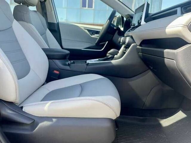 Серый Тойота РАВ 4, объемом двигателя 2.5 л и пробегом 37 тыс. км за 33000 $, фото 16 на Automoto.ua