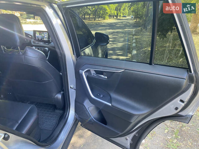 Серый Тойота РАВ 4, объемом двигателя 2.49 л и пробегом 64 тыс. км за 42000 $, фото 17 на Automoto.ua