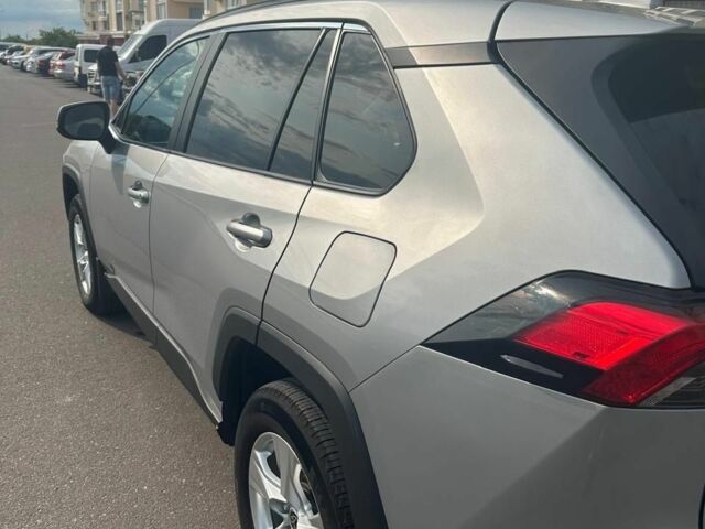 Серый Тойота РАВ 4, объемом двигателя 2 л и пробегом 33 тыс. км за 28000 $, фото 3 на Automoto.ua