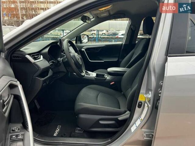 Серый Тойота РАВ 4, объемом двигателя 2.5 л и пробегом 223 тыс. км за 21900 $, фото 8 на Automoto.ua